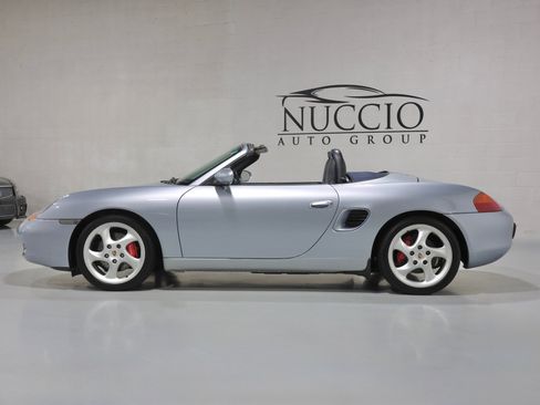 Used 2001 Porsche Boxster S image 11
