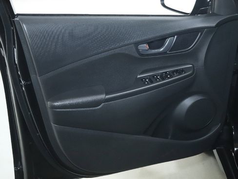 Used 2022 Hyundai Kona SEL image 15