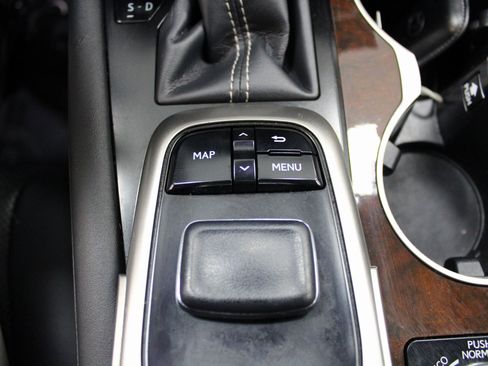 Used 2019 Lexus RX 450h AWD image 41