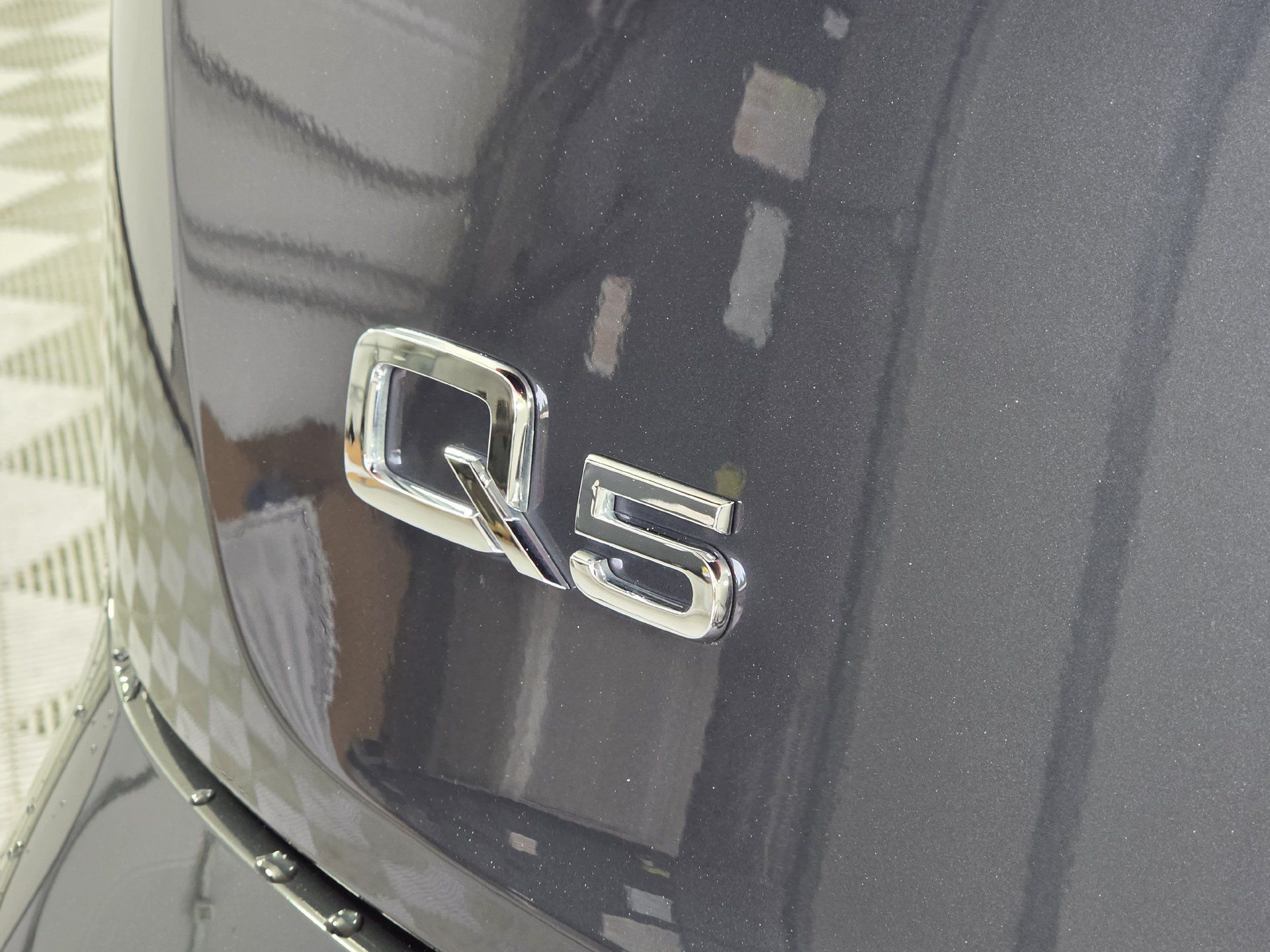 Used 2020 Audi Q5 Premium w/ Premium Plus Package AWD/4WD image 48