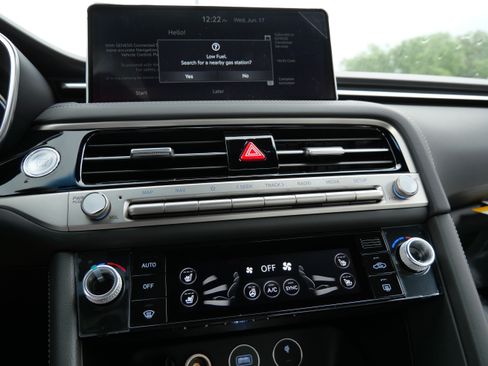 New 2026 Genesis G70 3.3T Sport Prestige AWD/4WD image 9