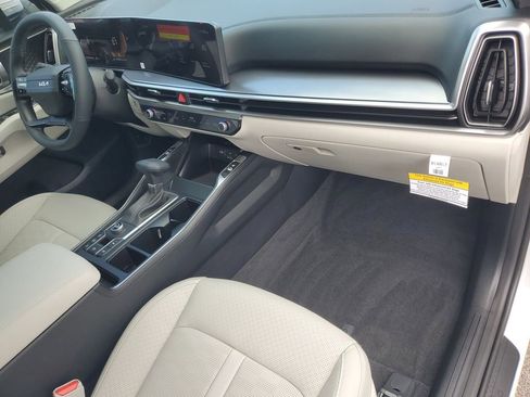 New 2026 Kia Sorento S w/ S Panoramic Sunroof Package image 11