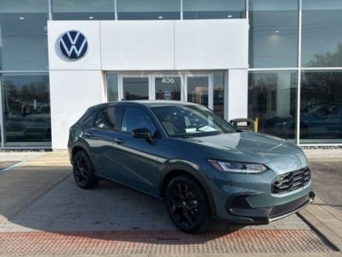 Used 2024 Honda HR-V Sport image 1
