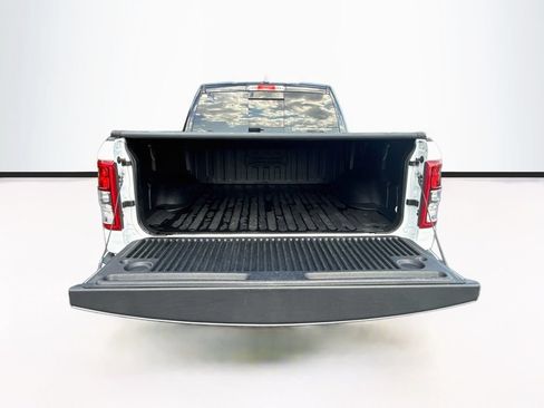 Used 2022 RAM 1500 Big Horn AWD/4WD image 32
