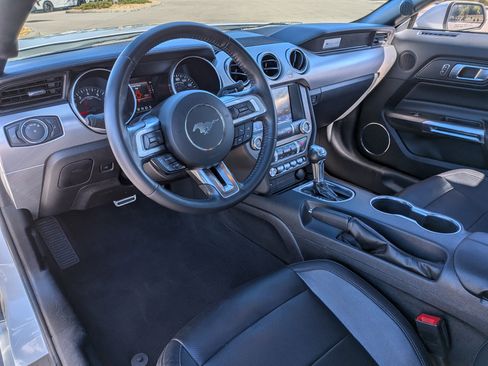 Used 2022 Ford Mustang Premium image 20