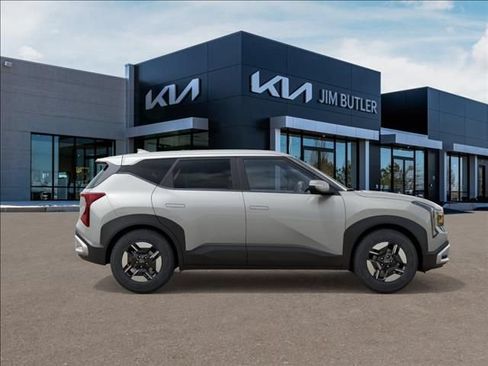 New 2027 Kia Seltos LX AWD/4WD image 7