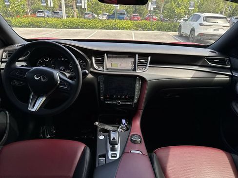 Used 2023 INFINITI QX50 Sport FWD image 14