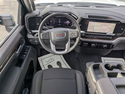 New 2026 GMC Sierra 2500 SLE image 18