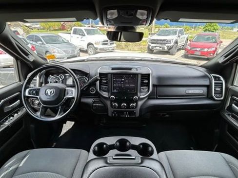 Used 2024 RAM 2500 Big Horn AWD/4WD image 15