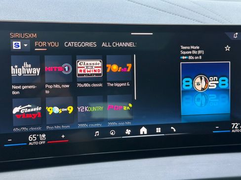 Certified 2025 BMW X3 xDrive30i w/ Premium Package image 24