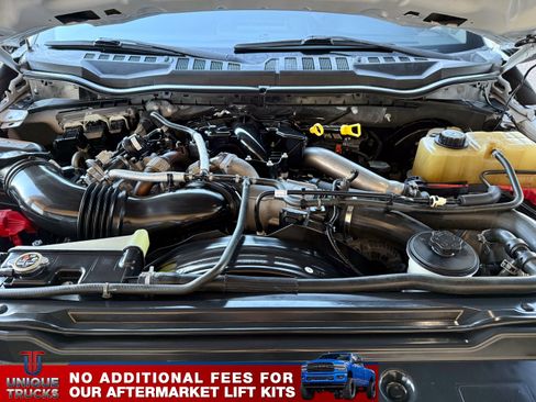 Used 2019 Ford F250 XLT w/ XLT Premium Package image 13