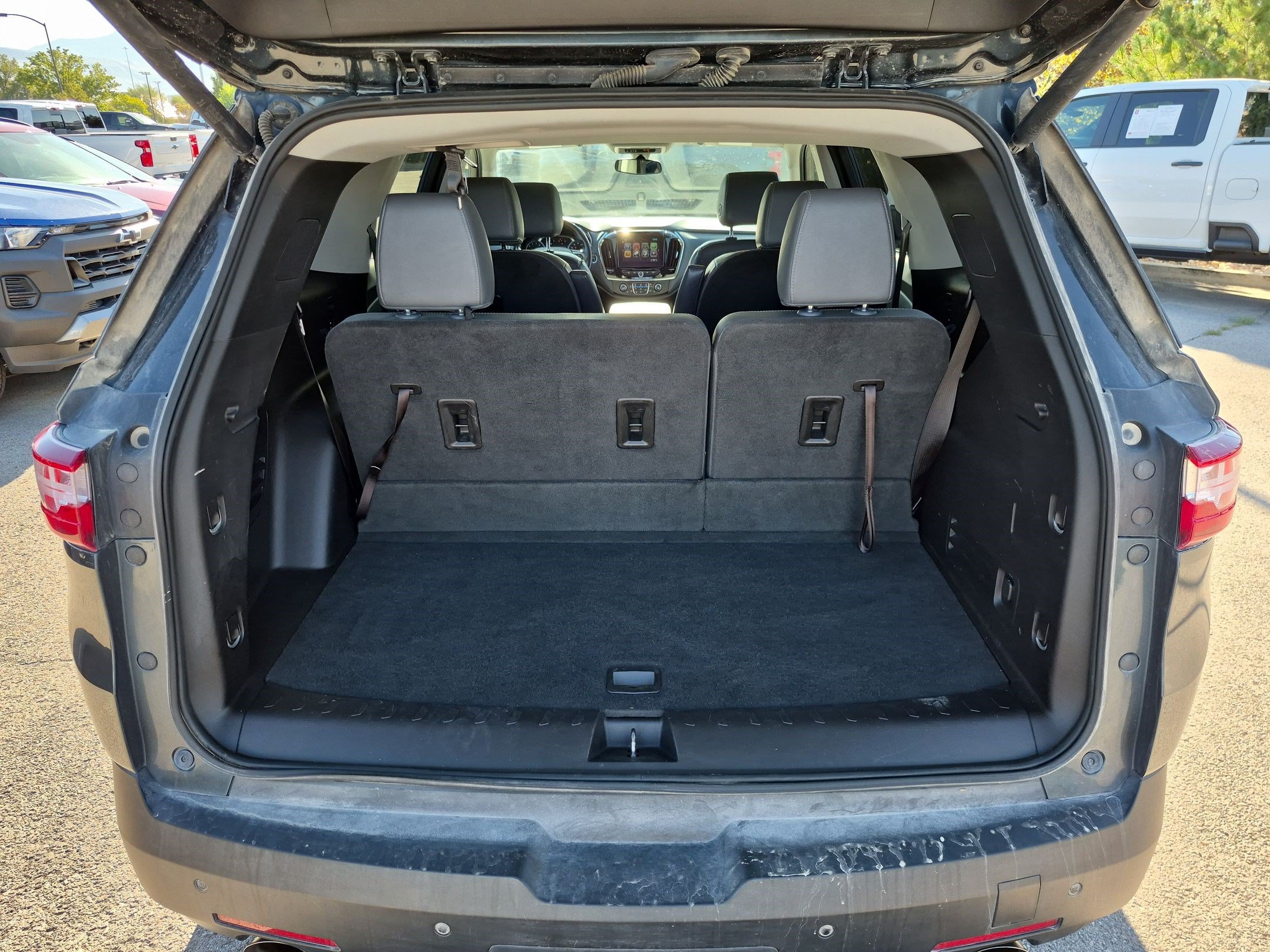 Used 2019 Chevrolet Traverse LT w/ LPO, Black Accent Package AWD/4WD image 28