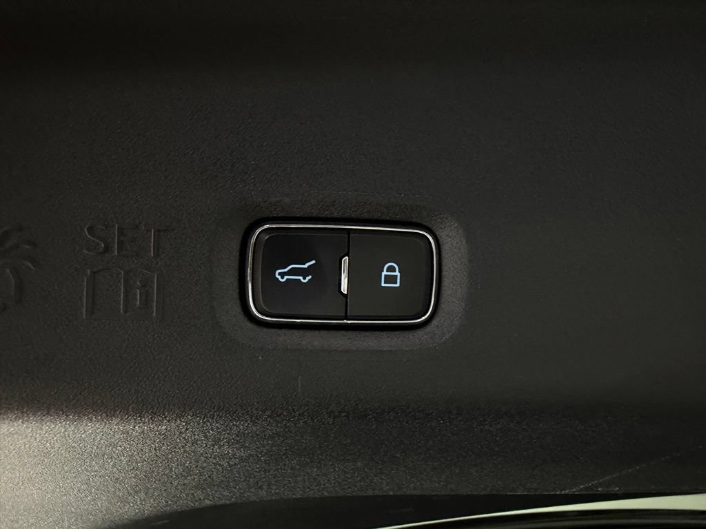 Used 2025 Ford Expedition Max Active RWD image 29