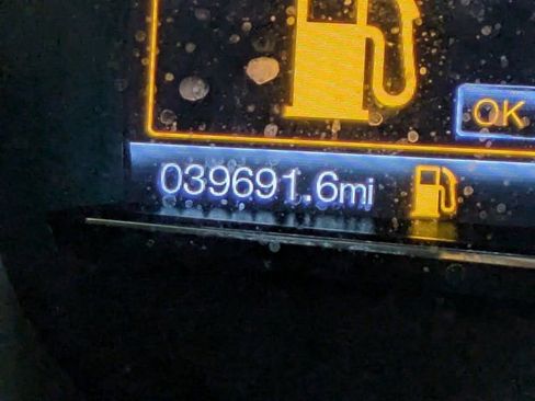 Used 2017 Ford Explorer Limited image 24