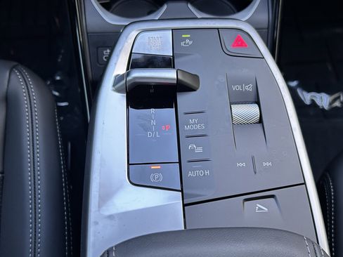 Used 2026 BMW X1 xDrive28i w/ Convenience Package image 13