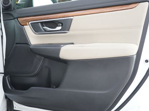 Used 2019 Honda CR-V EX image 9