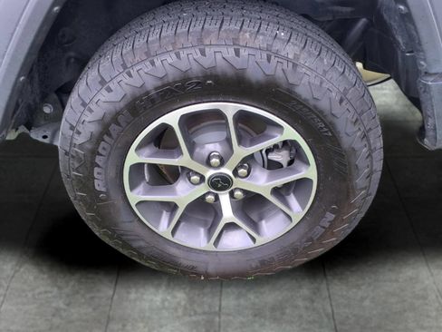 Used 2024 Jeep Wrangler Sport AWD/4WD image 12