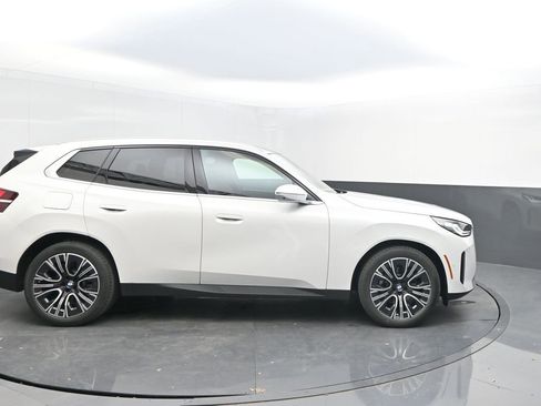 Used 2025 BMW X3 xDrive30i w/ Premium Package image 8
