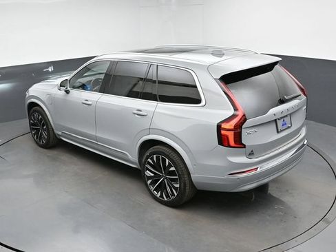 New 2026 Volvo XC90 T8 Plus w/ Protection Package Premier AWD/4WD image 48