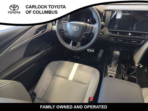 Used 2026 Toyota Camry SE w/ Convenience Package FWD image 18