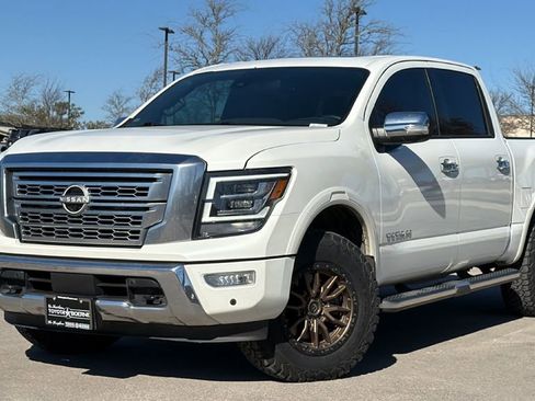 Used 2023 Nissan Titan Platinum Reserve w/ Moonroof Package image 41