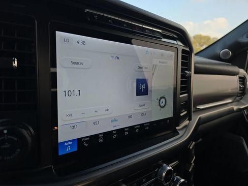 Used 2024 Ford F150 Platinum w/ Equipment Group 702A High image 18