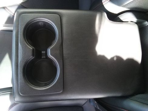 Used 2020 Jeep Cherokee Trailhawk image 10