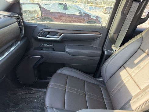 Used 2026 Chevrolet Silverado 1500 High Country w/ Technology Package image 27