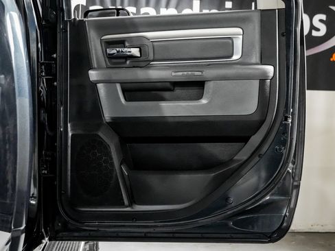 Used 2018 RAM 2500 Big Horn AWD/4WD image 37
