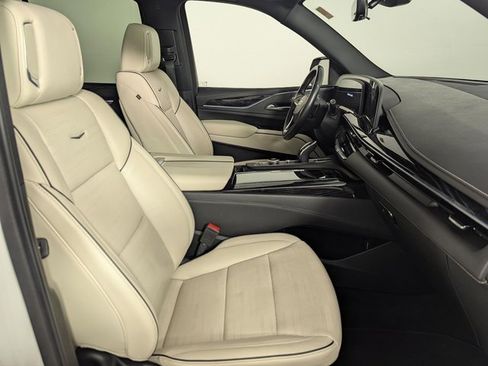 Used 2021 Cadillac Escalade Sport image 23