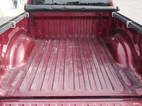 Used 2019 RAM 1500 Big Horn AWD/4WD image 10