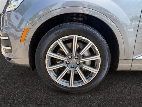 Used 2018 Audi Q7 3.0T Premium Plus AWD/4WD image 17