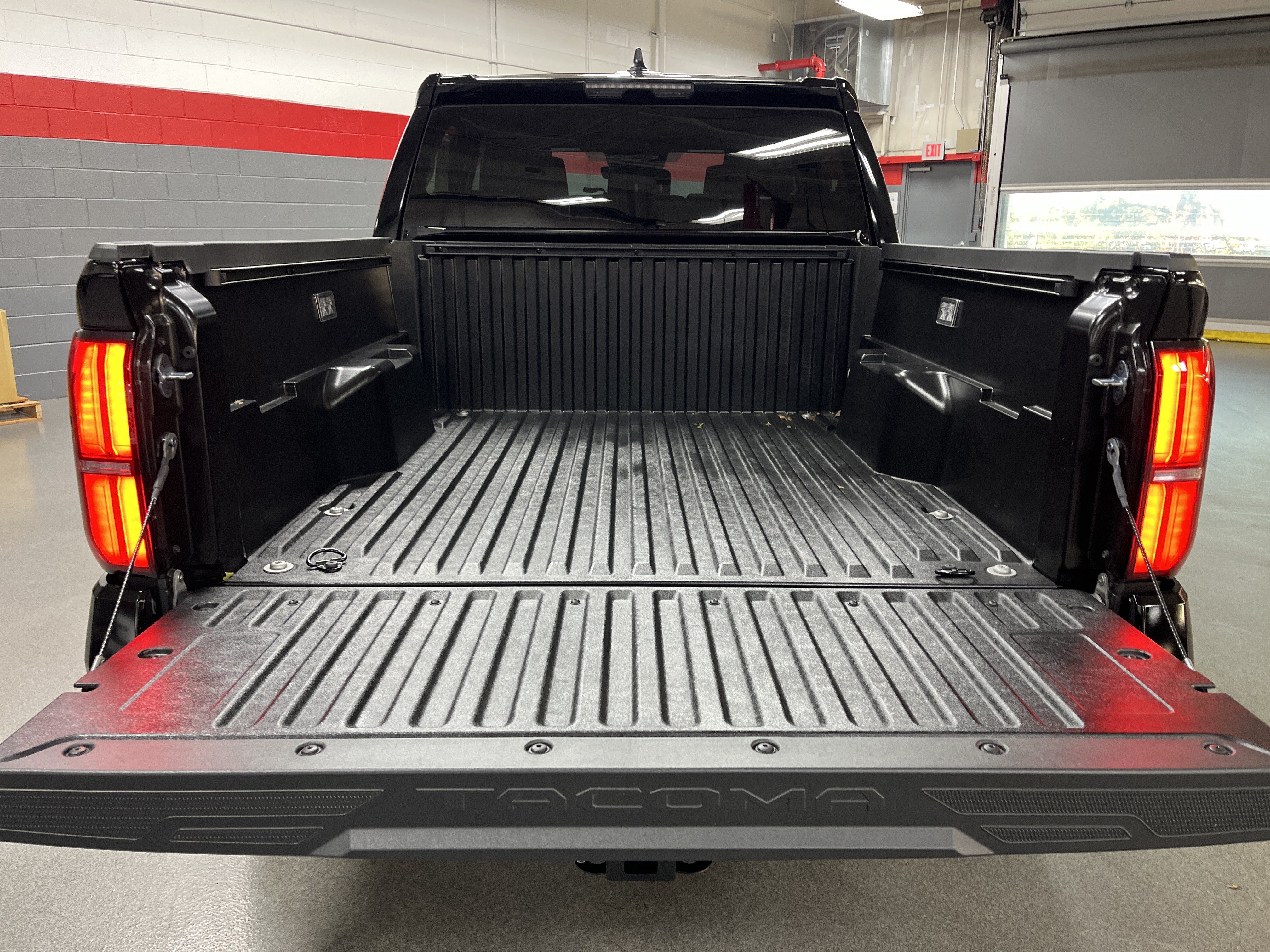 Used 2026 Toyota Tacoma TRD Sport RWD image 31