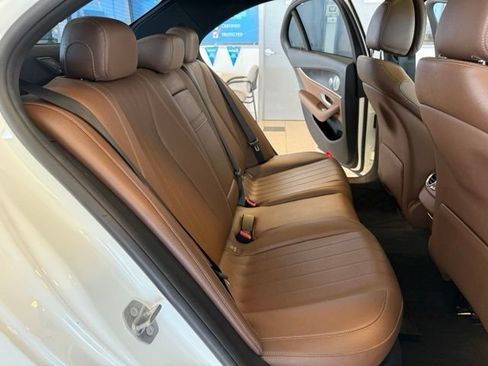 Used 2017 Mercedes-Benz E 300 image 23