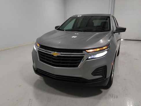 Used 2023 Chevrolet Equinox LS AWD/4WD image 15