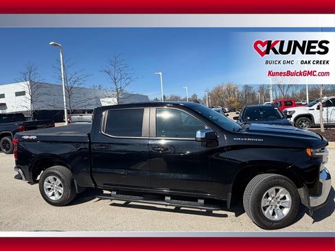 Used 2020 Chevrolet Silverado 1500 LT w/ All-Star Edition image 6