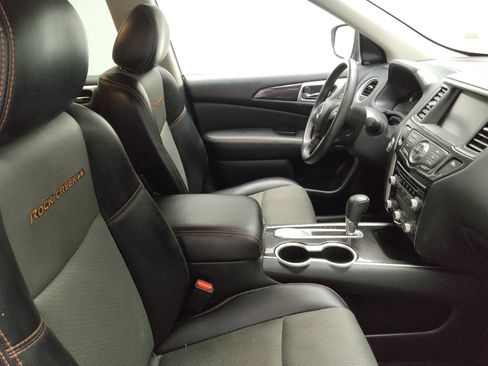 Used 2020 Nissan Pathfinder SV w/ Rock Creek Edition FWD image 21