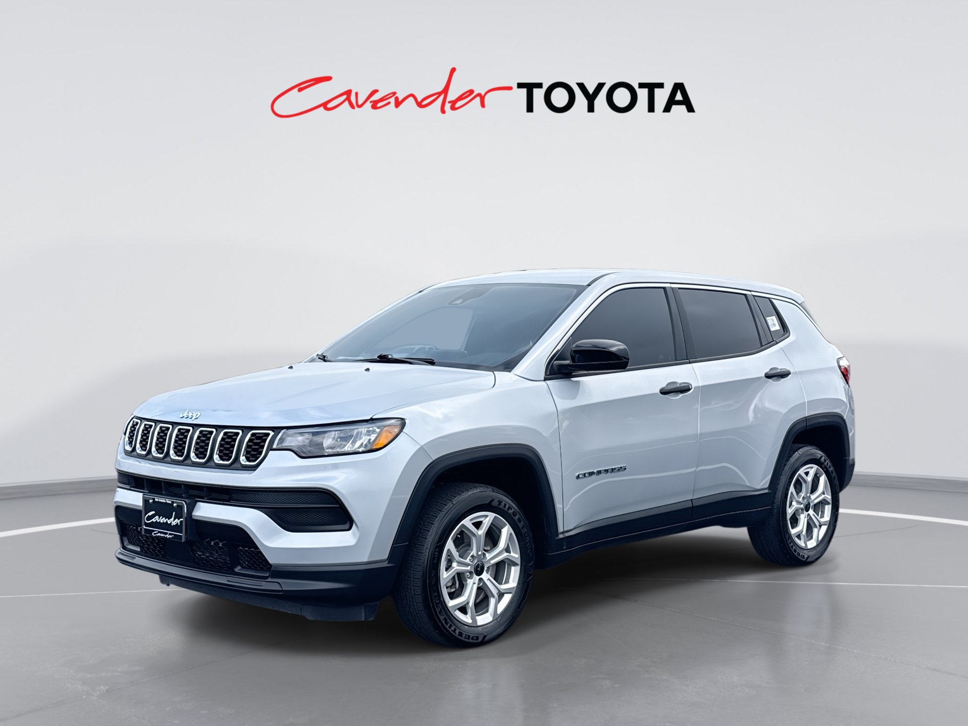 Used 2025 Jeep Compass Sport AWD/4WD image 1