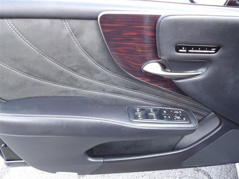 Used 2018 Lexus LS 500 image 11