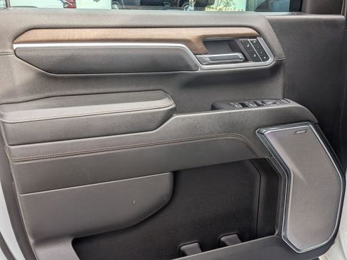 Certified 2024 Chevrolet Silverado 2500 High Country w/ High Country Premium Package image 14