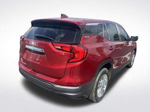Used 2020 GMC Terrain SLE FWD image 17