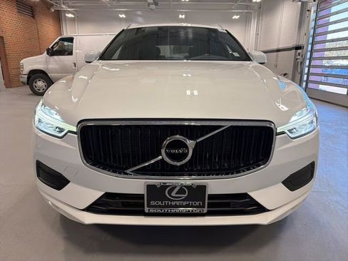 Used 2020 Volvo XC60 T6 Momentum w/ Protection Package image 2