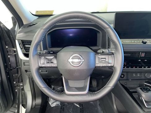 Certified 2025 Nissan Rogue SL w/ SL Premium Package image 33