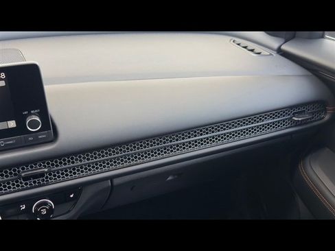 Certified 2025 Honda HR-V Sport image 24