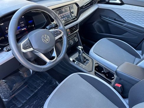 Used 2022 Volkswagen Taos S image 12