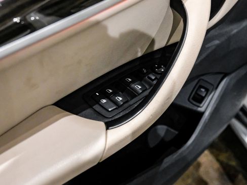 Used 2019 BMW X1 sDrive28i w/ Convenience Package image 37