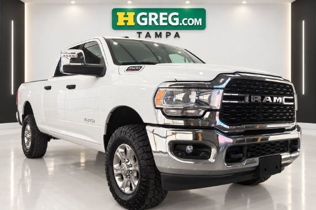Used 2024 RAM 2500 Big Horn w/ Protection Group AWD/4WD image 4