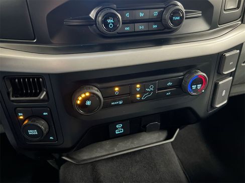 Used 2023 Ford F150 XLT image 15