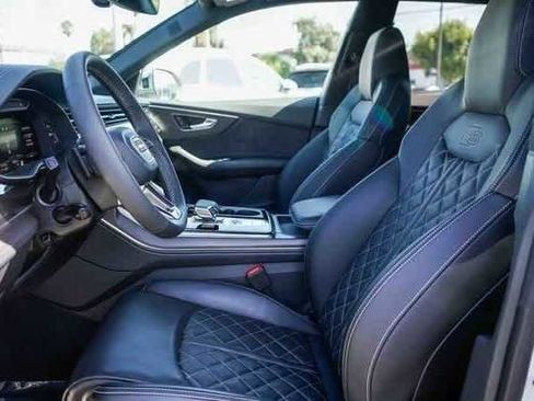 Used 2024 Audi SQ8 Prestige image 17