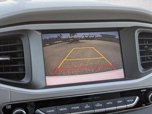 Used 2018 Hyundai Ioniq SEL FWD image 13
